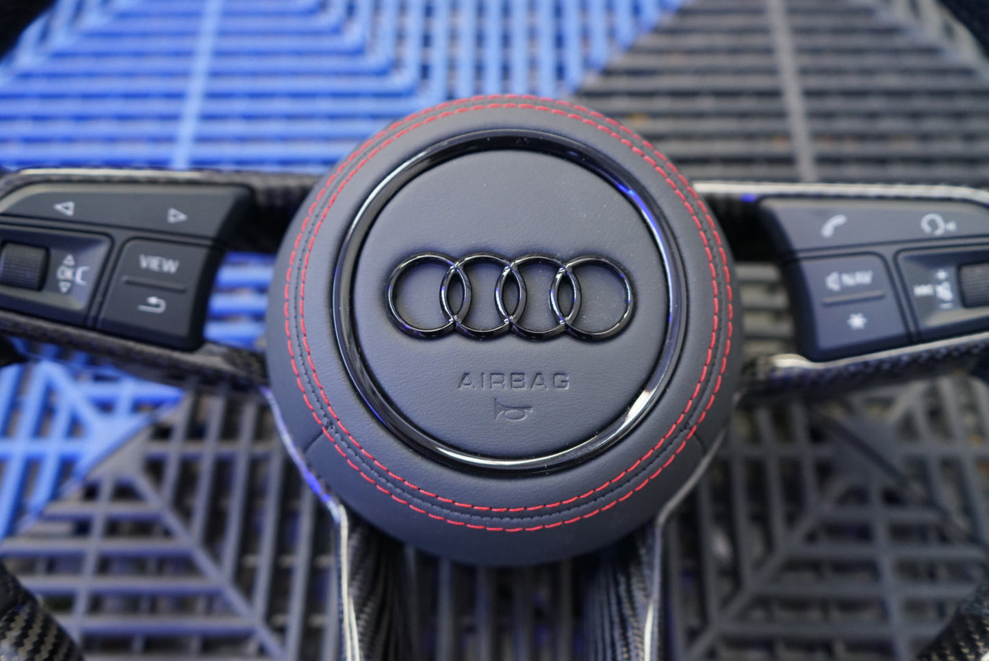 Audi TT MK3 Carbon Fibre Steering Wheel - SWAUTT1