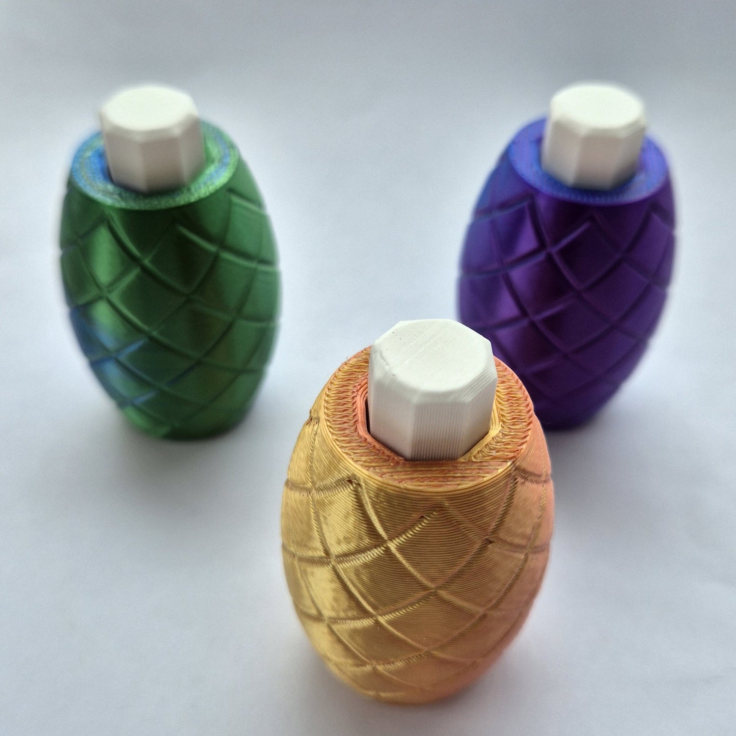 3dFidgets Snappy fidget push button - satisfying click in trending metallic colours adults