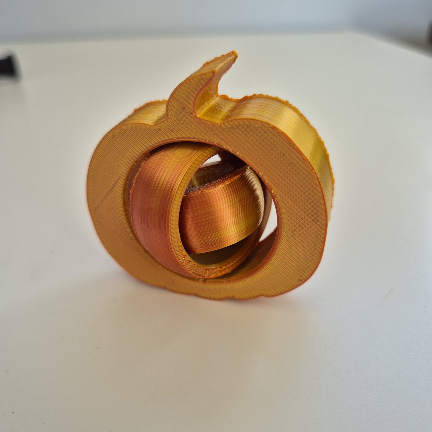 3dFidgets Halloween themed Pumpkin Gyro