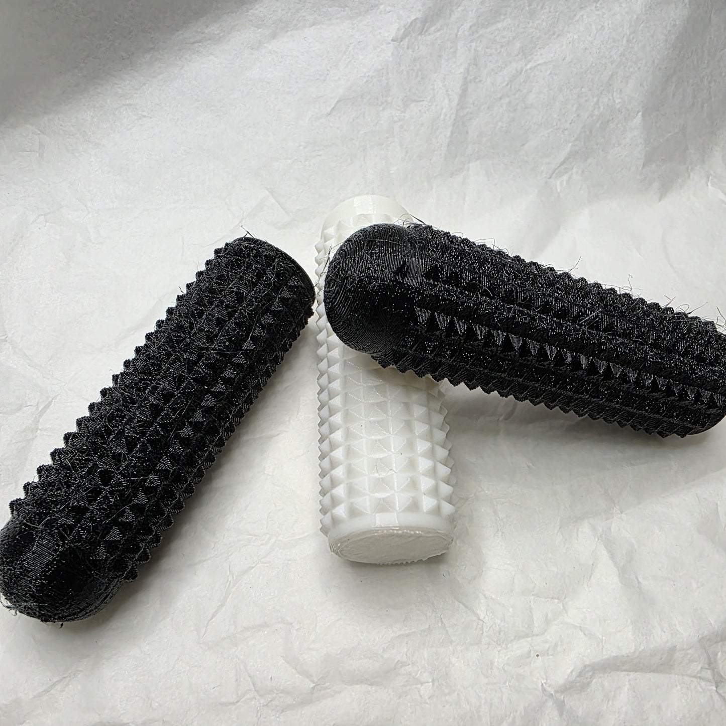 3dFidgets Pain Squeezer  - Massage Roller with Soft, Textured Spikes - for Feet, Body or Hands