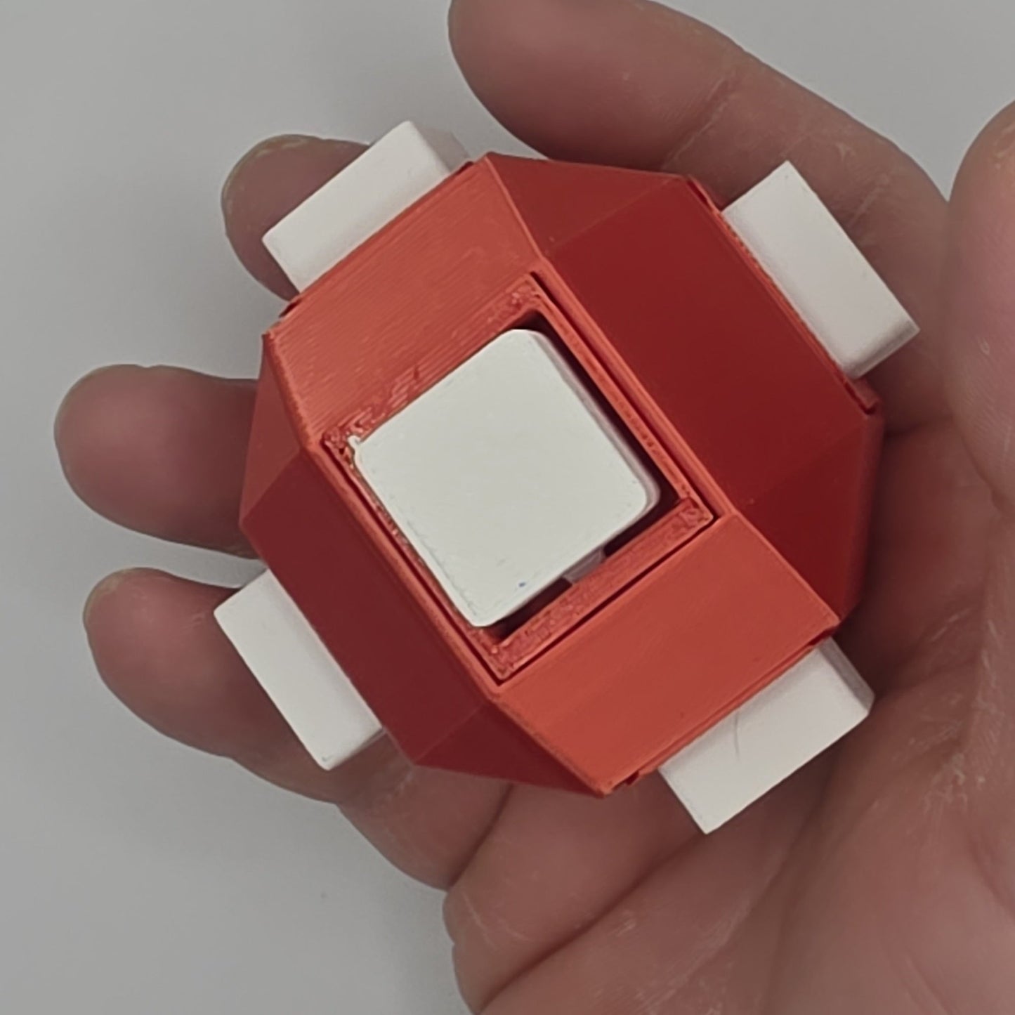 3dFidgets ASMR Click-a-sphere - Clicky Buttons with Real Mechanical Switches in Vibrant Colours for Sensory Play