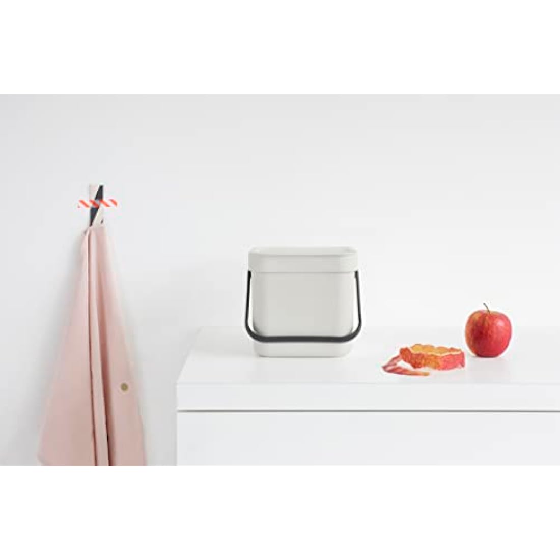 Brabantia - Sort & Go Waste Bin 3L - Small Recycling Bin - Stay Open Lid - Carry Handle - Easy to Clean - for Worktop or Under Kitchen Counter - Food Waste Caddy - Light Grey - 19 x 14 x 18 cm