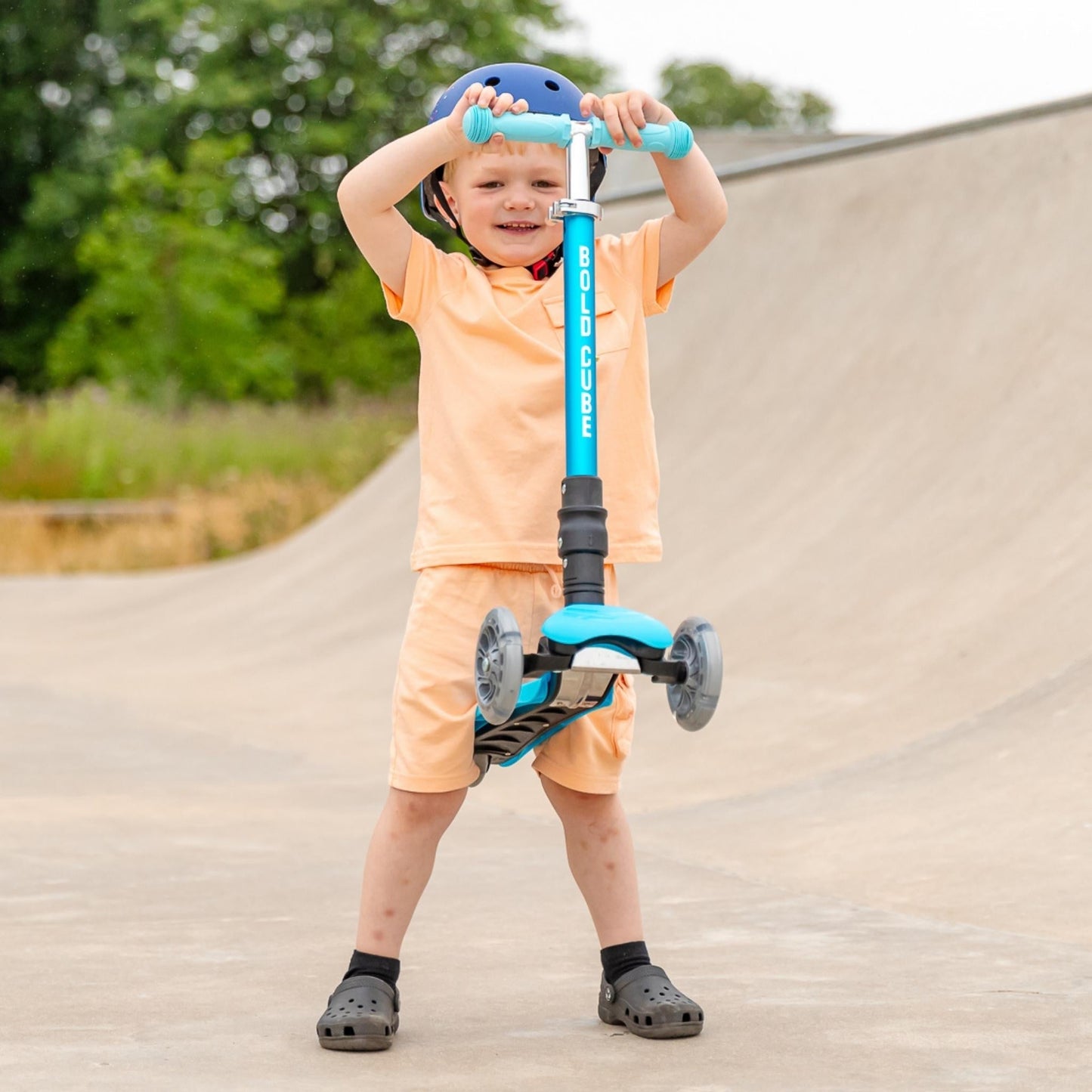 Dinosaur - Teeny Fold 3 Wheel Scooter