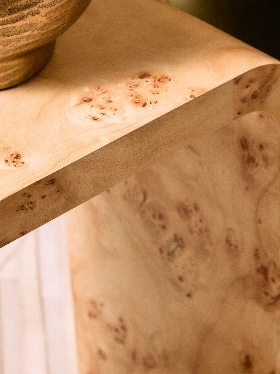 Natural Burl Wood Curved Side Table with Smooth Curved Edges, Mota