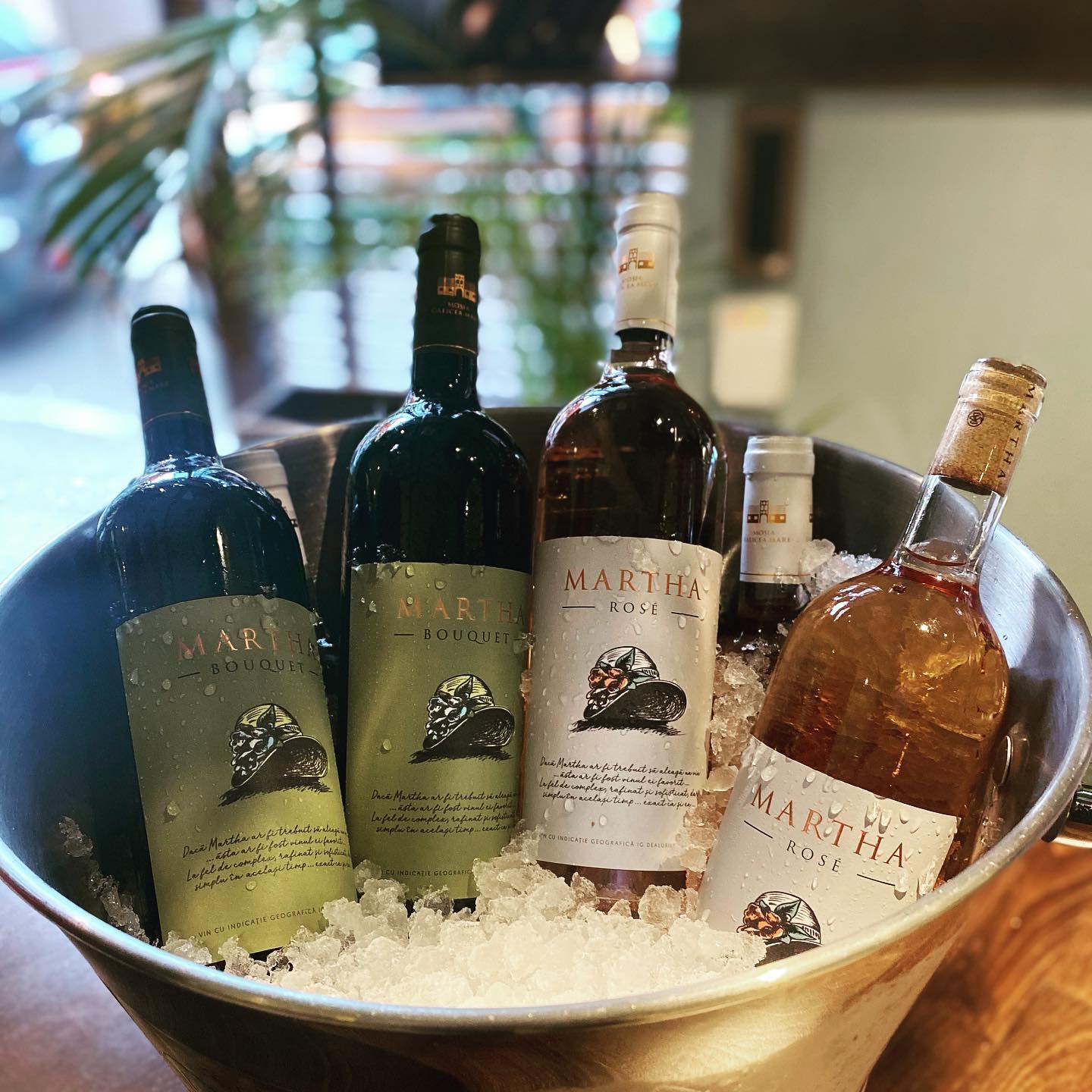 Martha Bouquet Pinot Gris and Tamaioasa Romaneasca White Wine