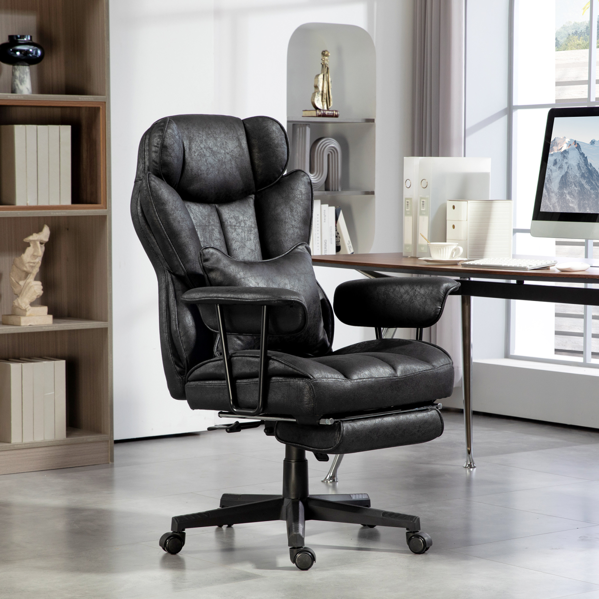 HOMCOM Massage Office Chair, Heated Reclining Desk Chair, Black