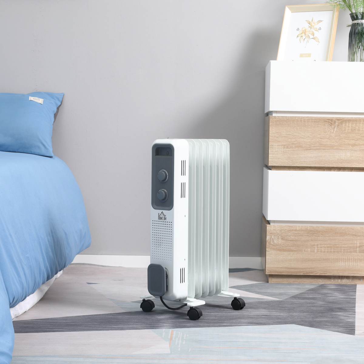 1630W Oil Filled Radiator, Adjustable Thermostat Safety switch, White
