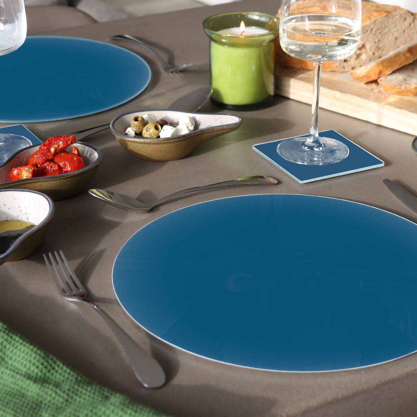 30cm Round Glass Chopping Board