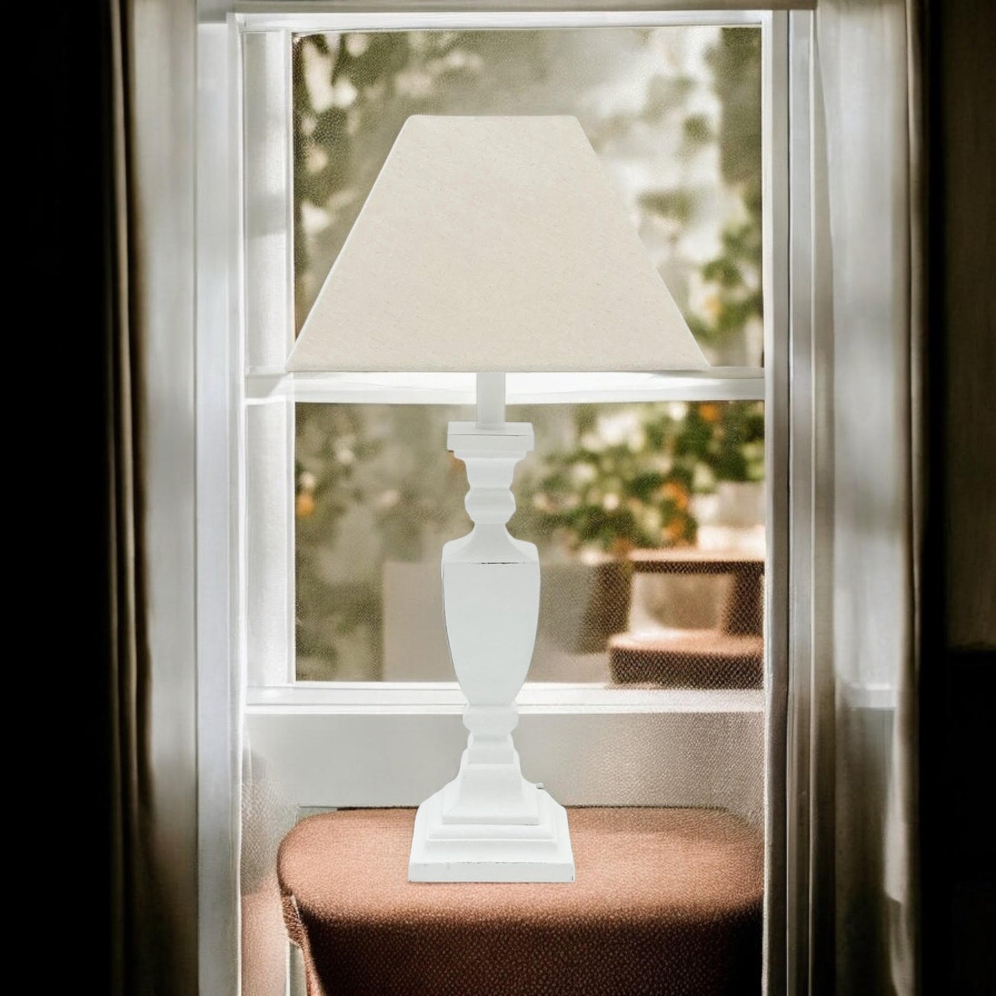 43CM TRADITIONAL LAMP AND SHADE