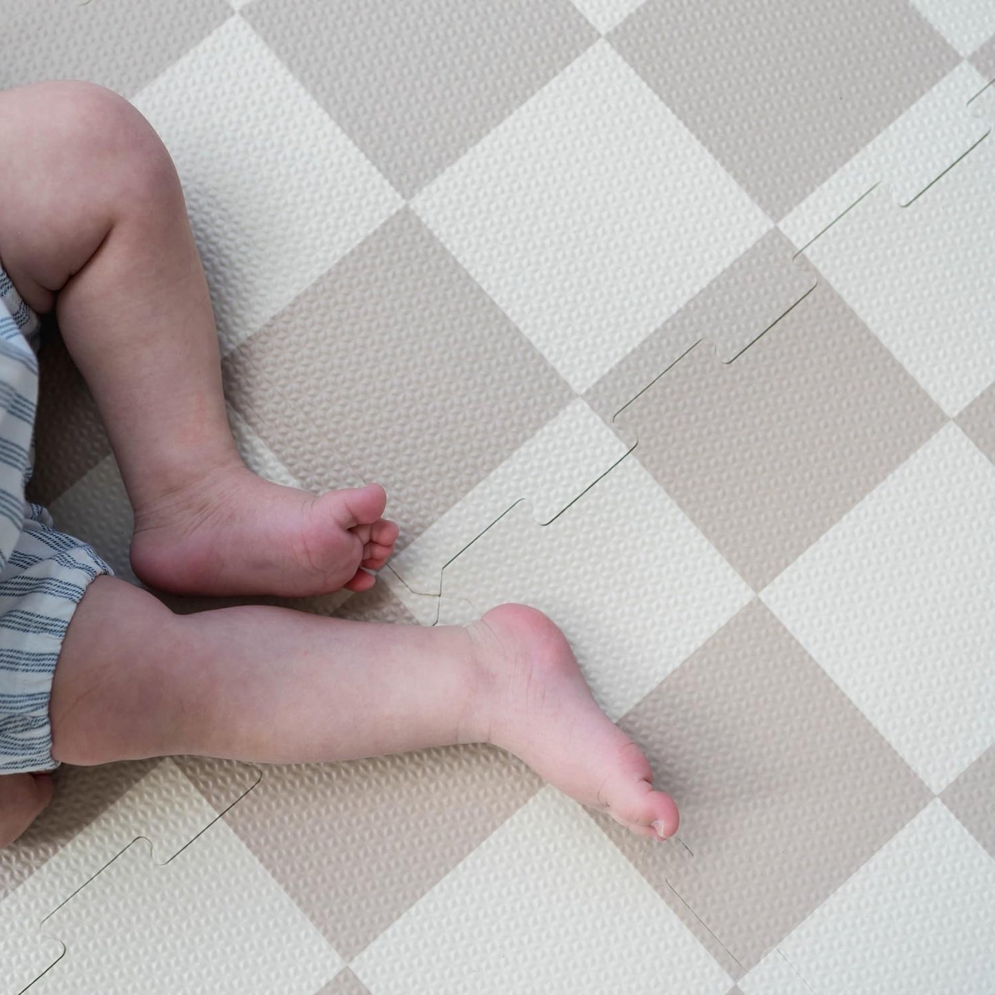 3 Sprouts Baby Foam Play Mat – Interlocking Tiles, Non-Toxic, Waterproof, Beige Checkerboard