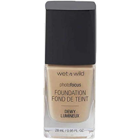 Wet n Wild, Photo Focus Foundation Dewy, Weightless Foundation with Nourishing and Long-wearing Formula, Buildable Coverage, Ideal for Normal to Dry Skin Type, Vegan, Soft Beige