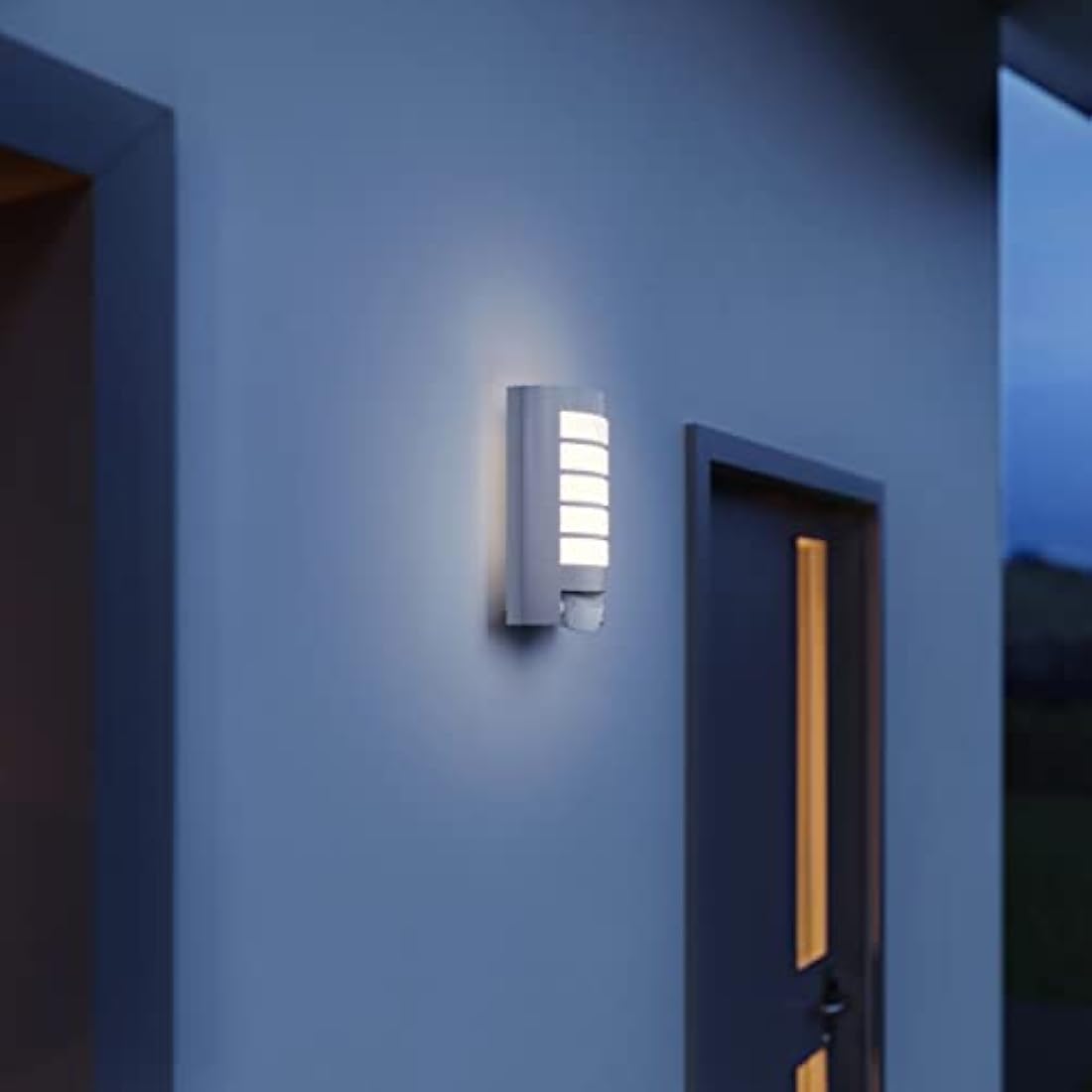 Steinel Outdoor Wall Light L 12 S, 180° Motion Detector up to 10 m range - Robust Weatherproof Aluminium Outdoor Light E27 max. 60 Watts - Porch Light in Silver