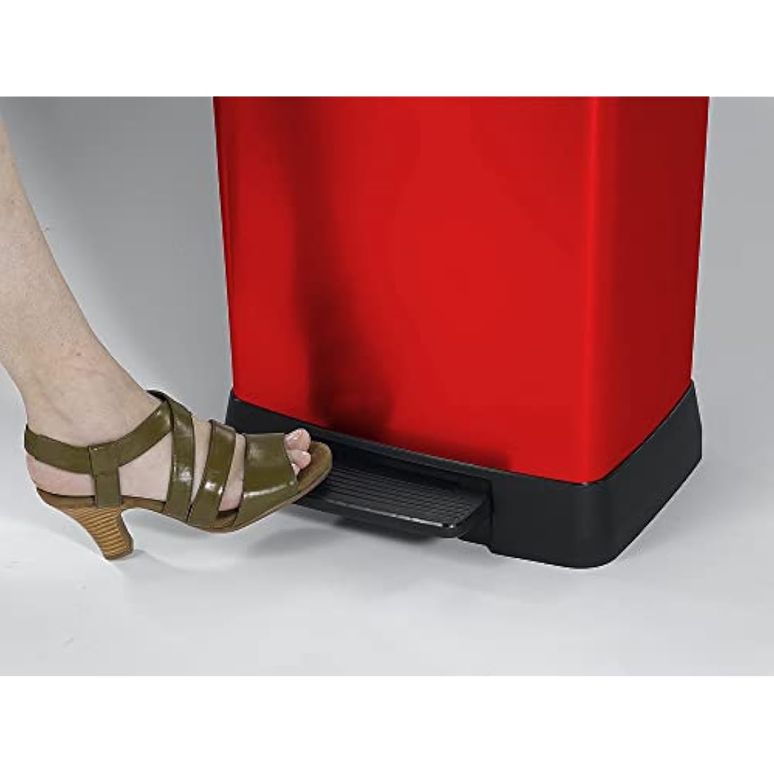 Curver Metal Effect 70% Recycled Kitchen Pedal Touch Deco Bin 50 Litres - Red