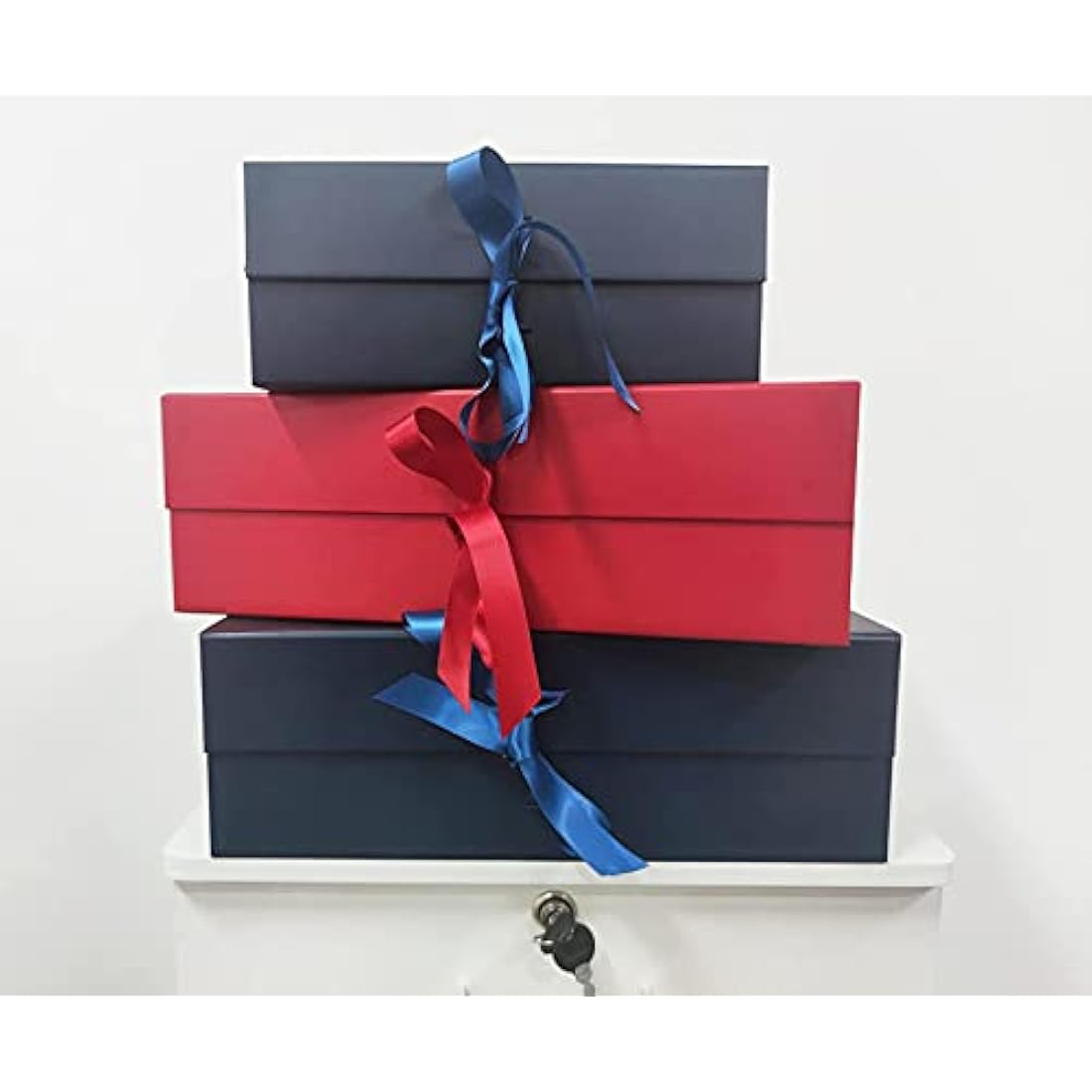 Blue Gift Box 33x26x11cm, Large Gift Box with Magnetic Lids and Silk Ribbon Specially Designed for Presents Birthdays, Holidays, Anniversaries Gift Packaging