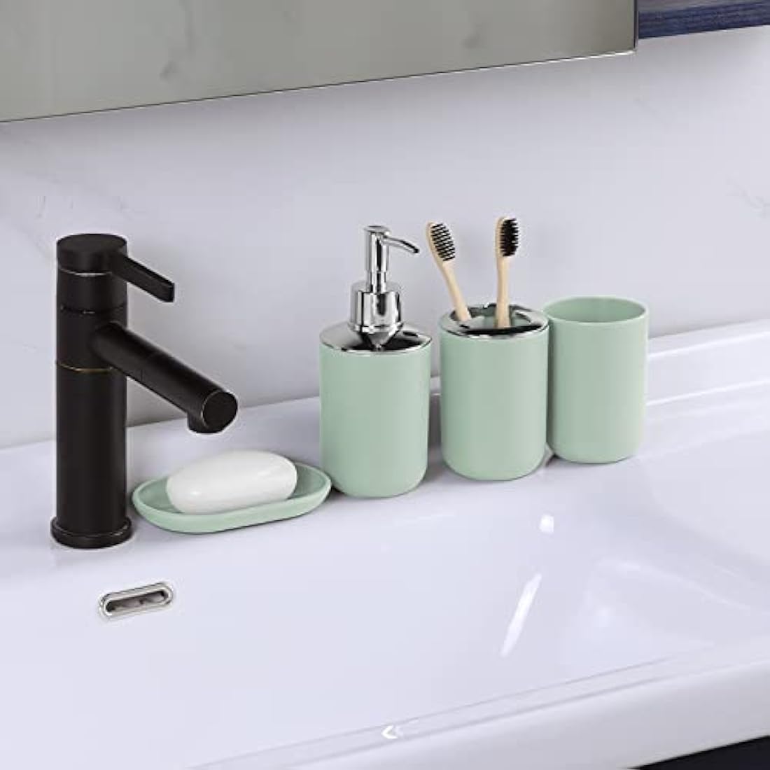 IMAVO Bathroom Accessory Set - 6 Piece Green Bathroom Accessories Set with Trash Can, Soap Dispenser, Soap Dish, Toothbrush Holder & Cup, Toilet Brush Holder, Bathroom Decor Sets Accessories Complete