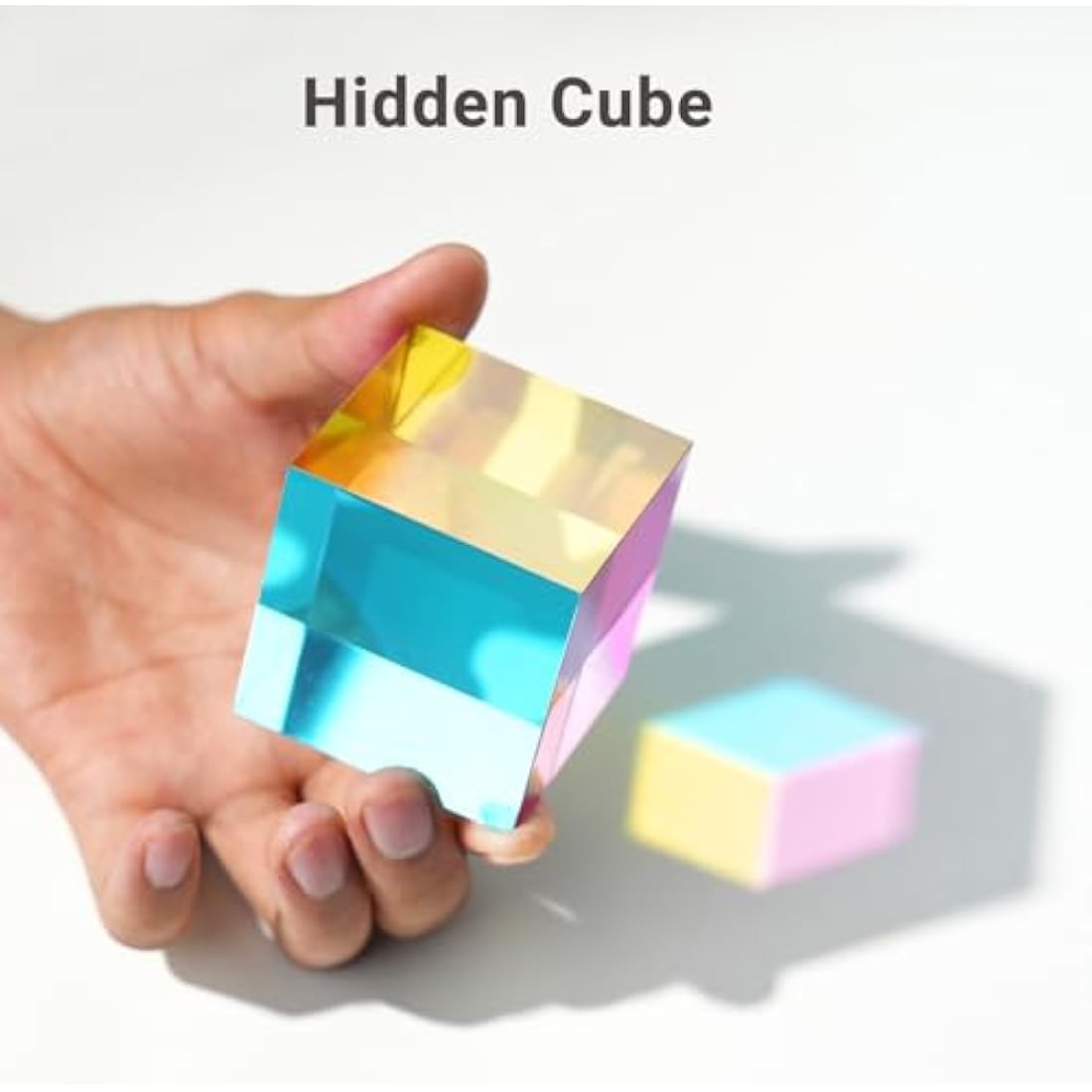 iKeelo Colour Cube (60mm) with Stand -Cyan, Magenta & Yellow Cube - Illustrates Subtractive Colour Model - Novelty Educational STEM Toy for Birthdays and Christmas