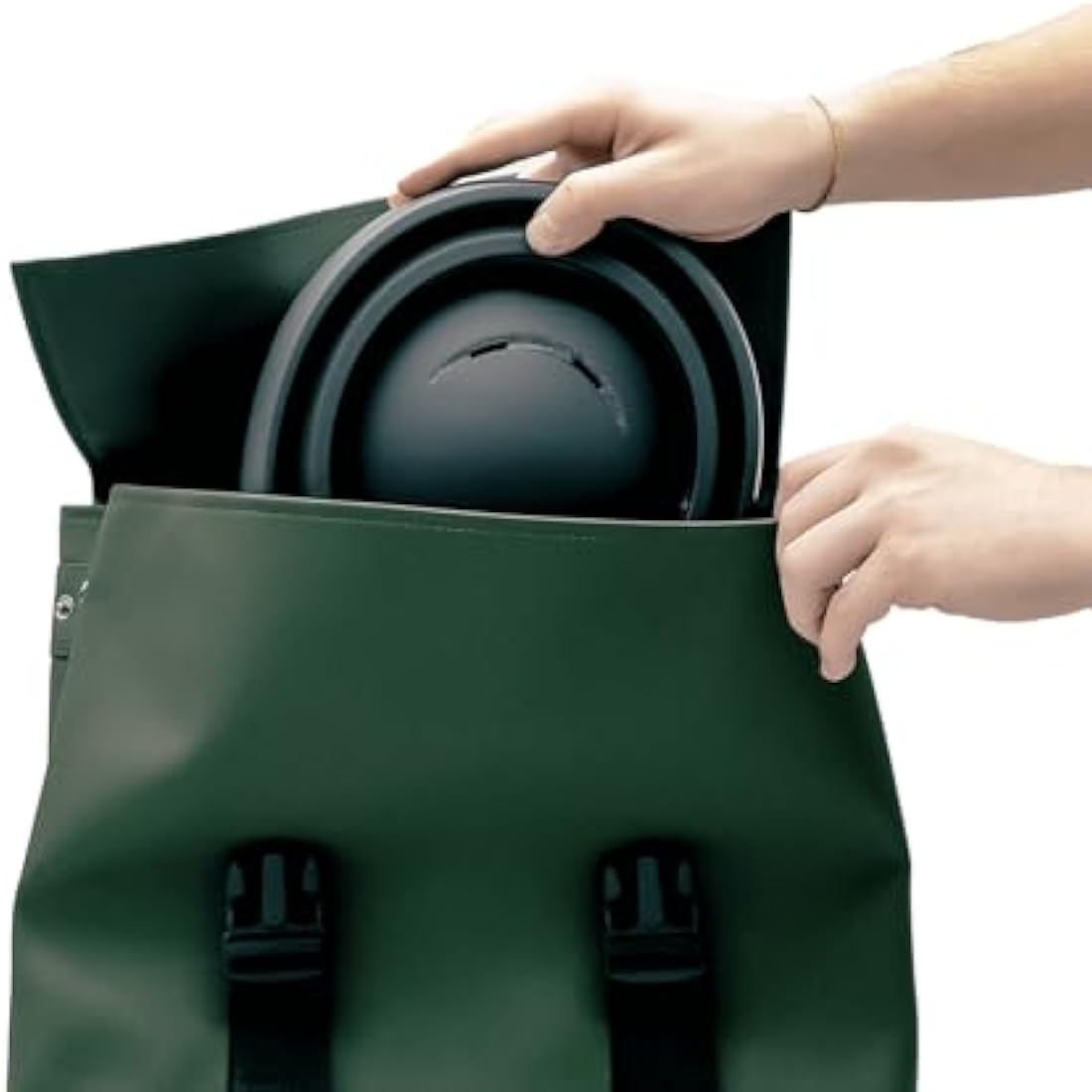 CLOSCA. Foldable helmet. The bike helmet for women and men. Certificate for bicycle, scooter, electric bicycle, inline skates and skateboards.