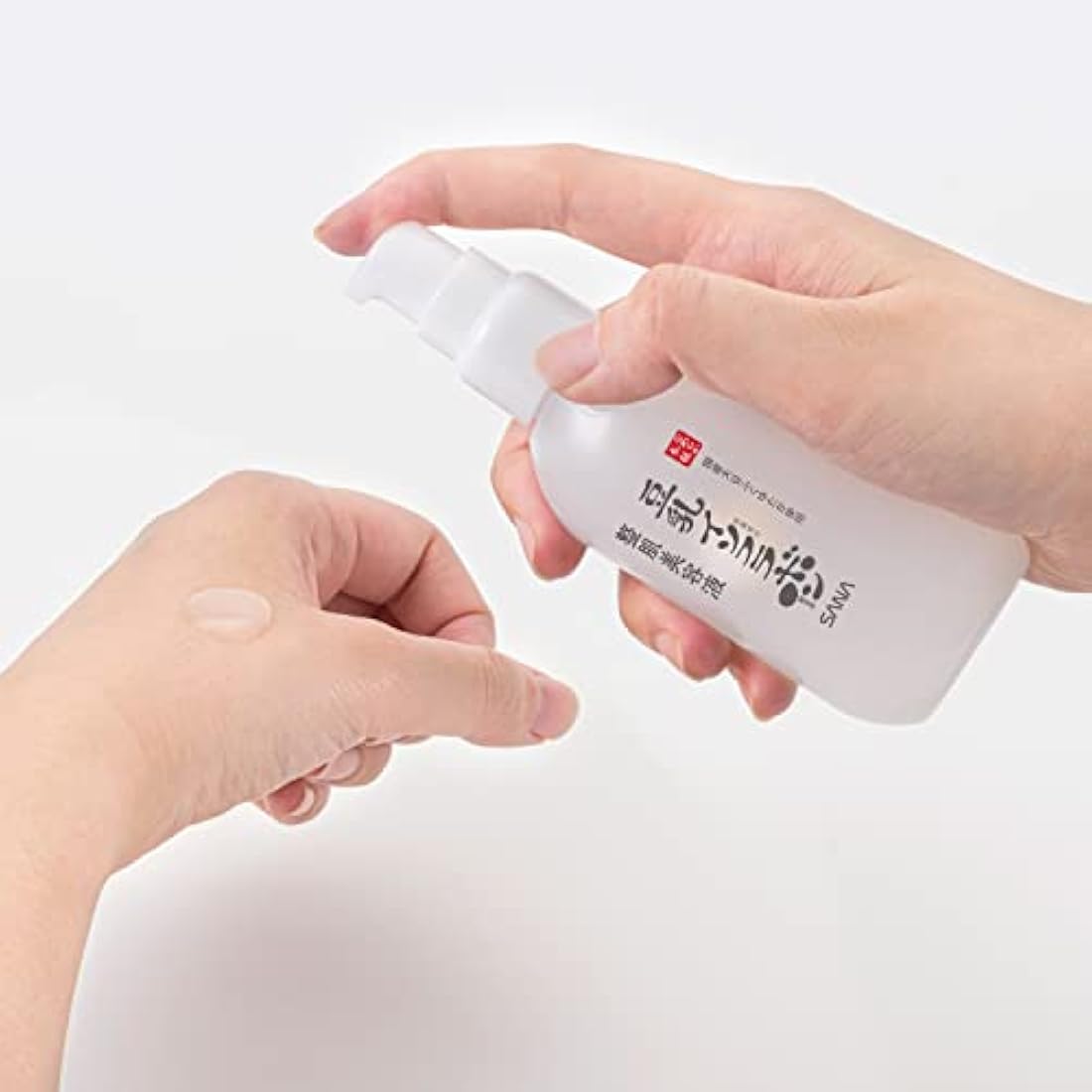Nameraka Honpo Sana Soy Milk Isoflavone Skin Cnditioning Beauty Essence NC - 100ml