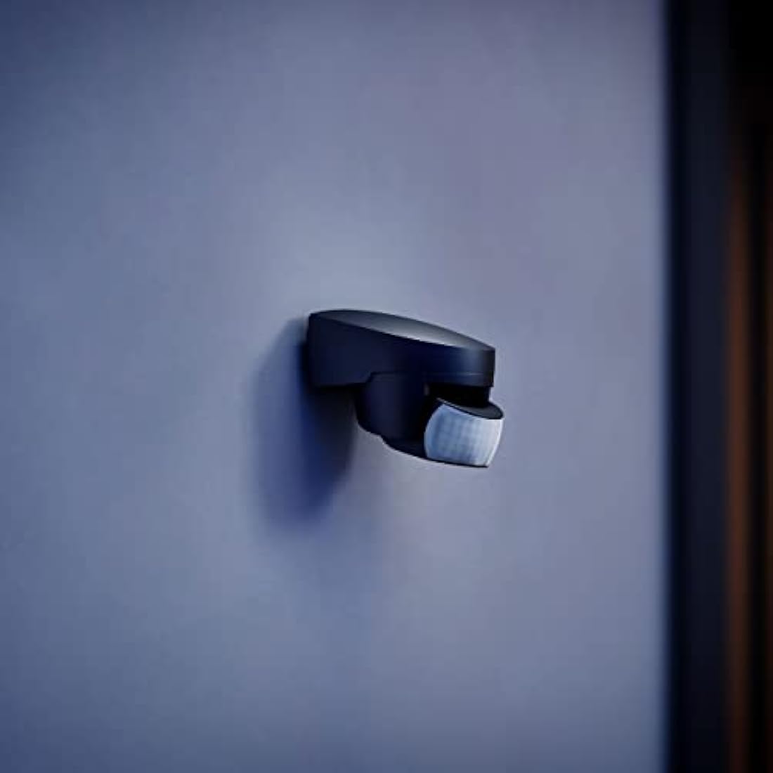 Steinel Motion Sensor IS 140-2 Black, 140° Infrared Movement Detector, 14m Range, Swiveling, Max. 1000 W or 6 LED Lights