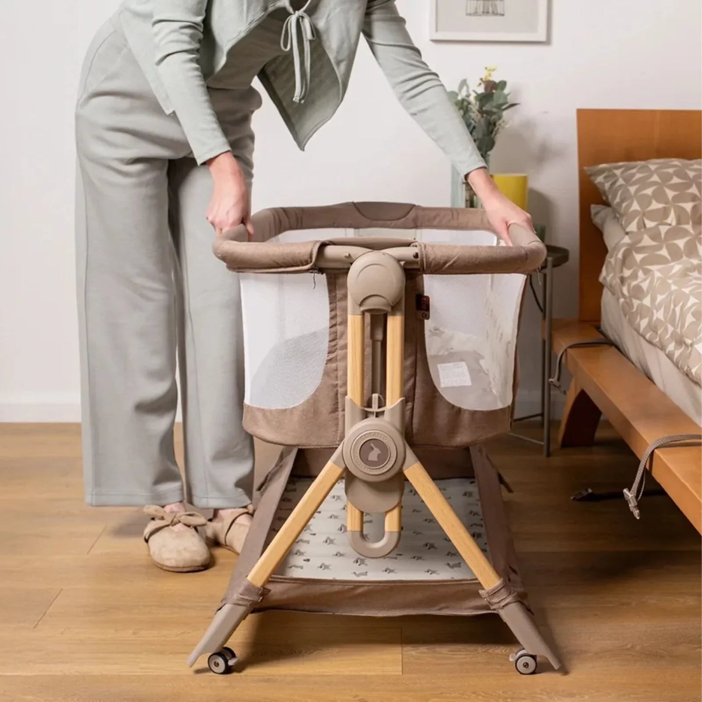 Cosatto Bedside Crib - Lollop