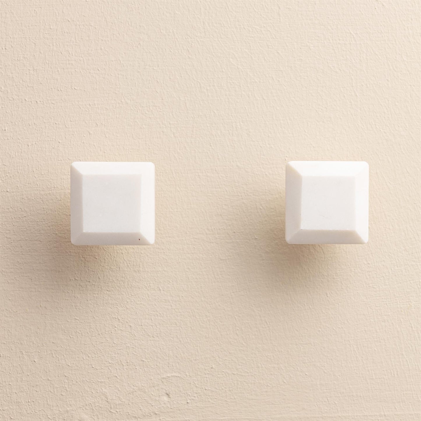 Samara White Stone Drawer Knobs