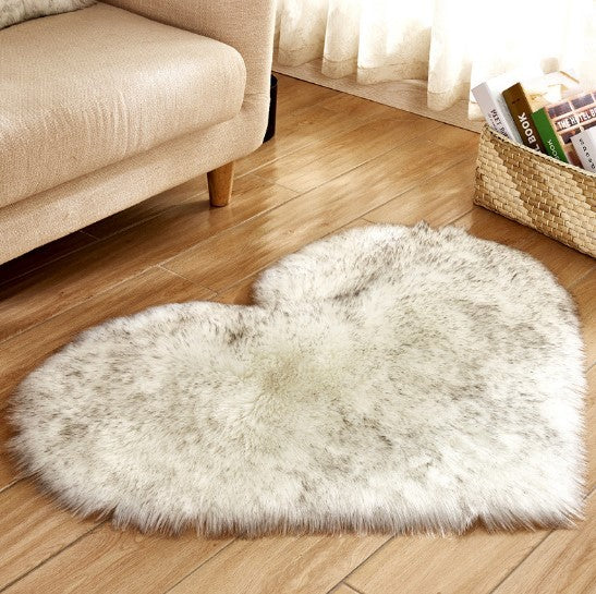 Heart Shaped Fluffy Rug - Non-Slip Plush Living Room Carpet Decor