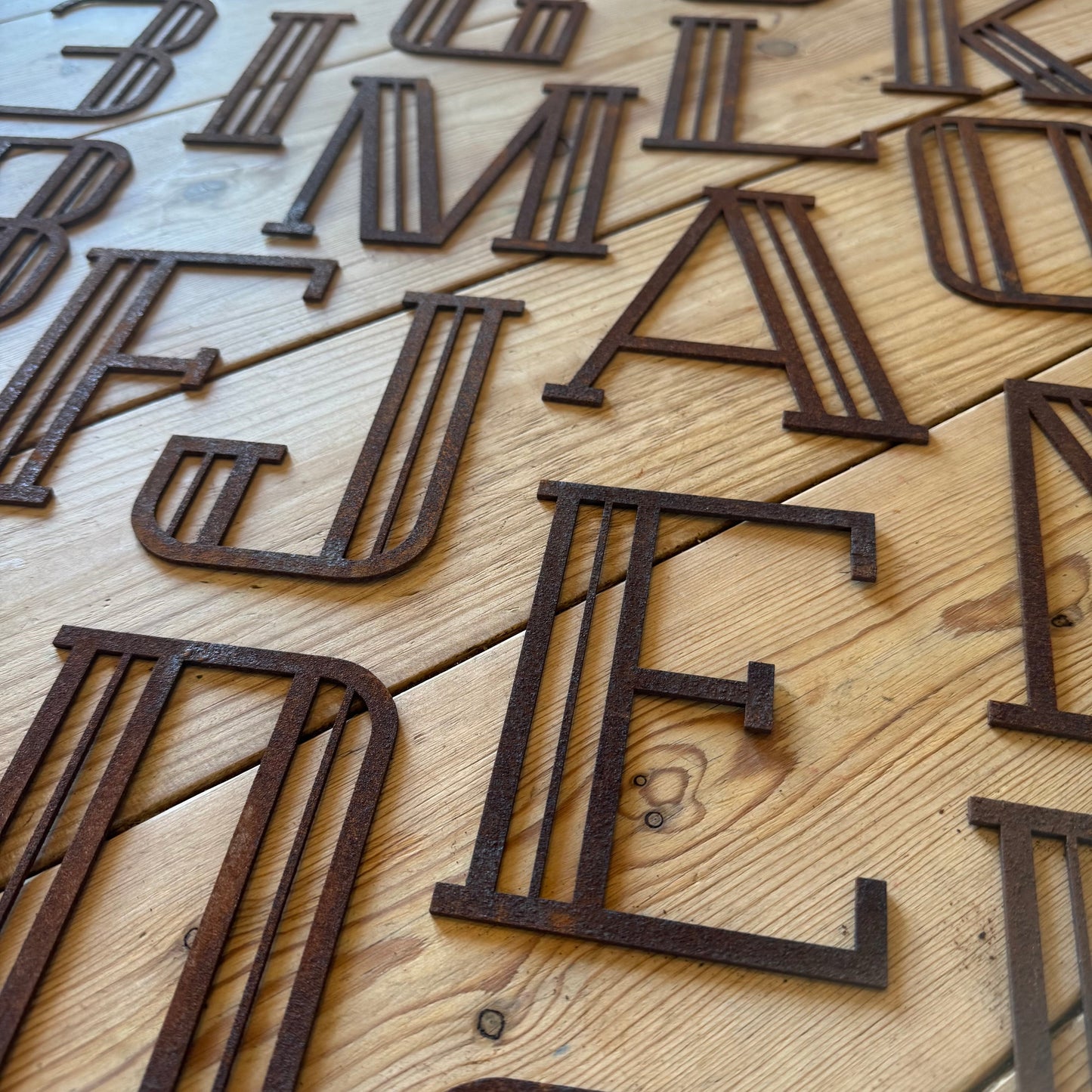Rustic Art Deco Rusty Metal Alphabet Letters – Home & Garden A-Z 0-9