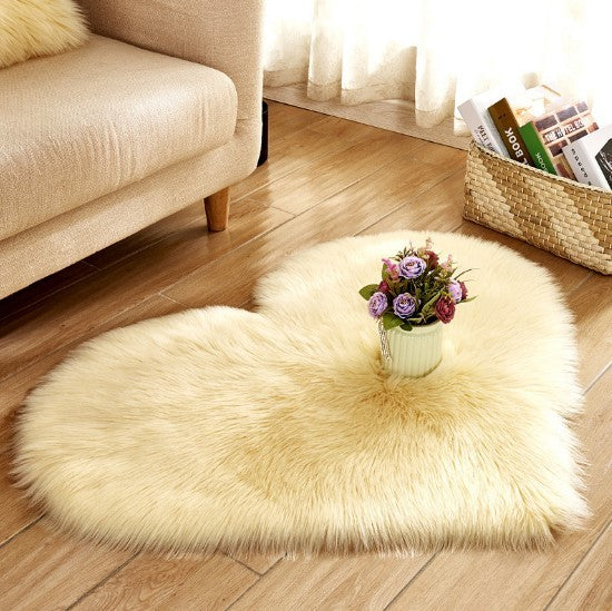 Heart Shaped Fluffy Rug - Non-Slip Plush Living Room Carpet Decor