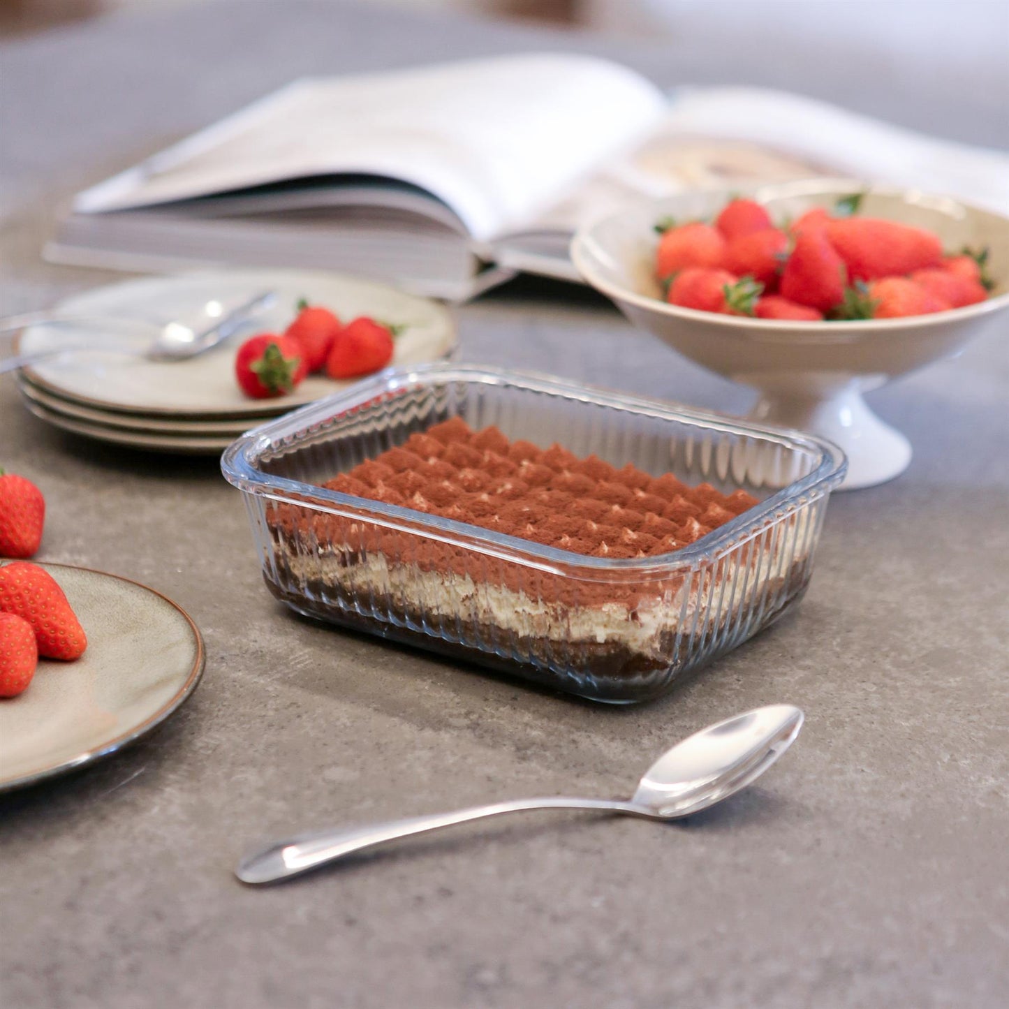 Optical Rectangular Glass Cake Dish - 20cm x 15cm