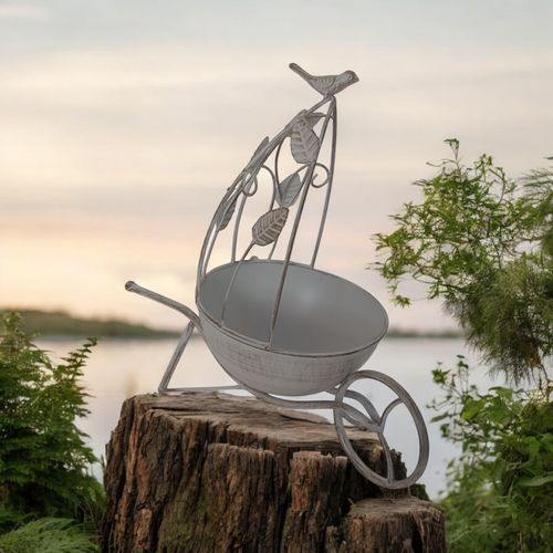 36CM CREAM METAL GARDEN PLANTER
