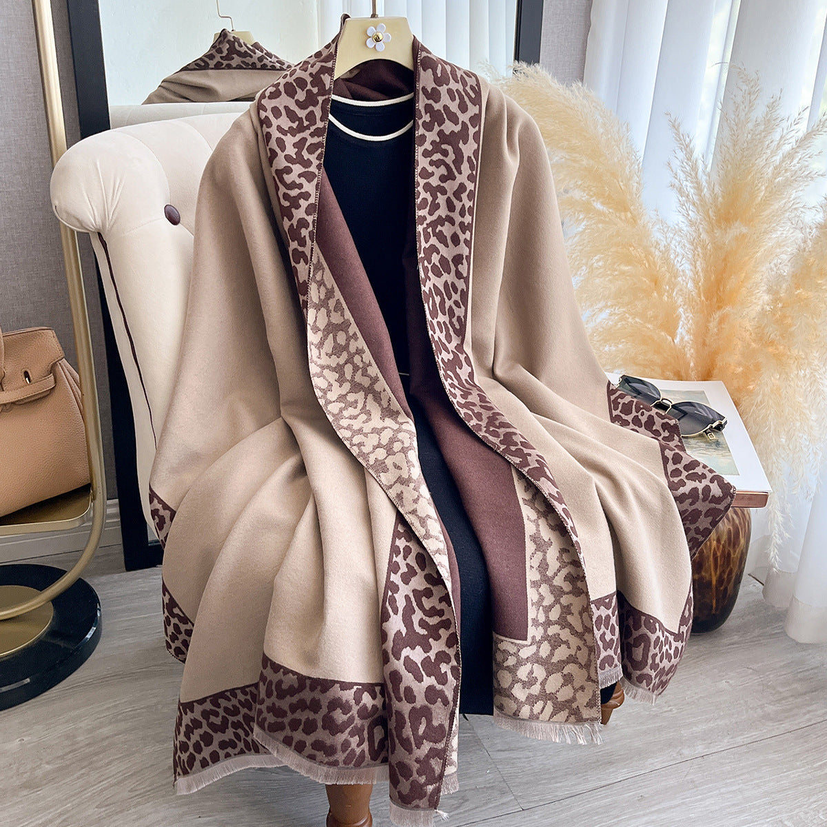 Women's Luxury Leopard Print Artificial Cashmere Scarf