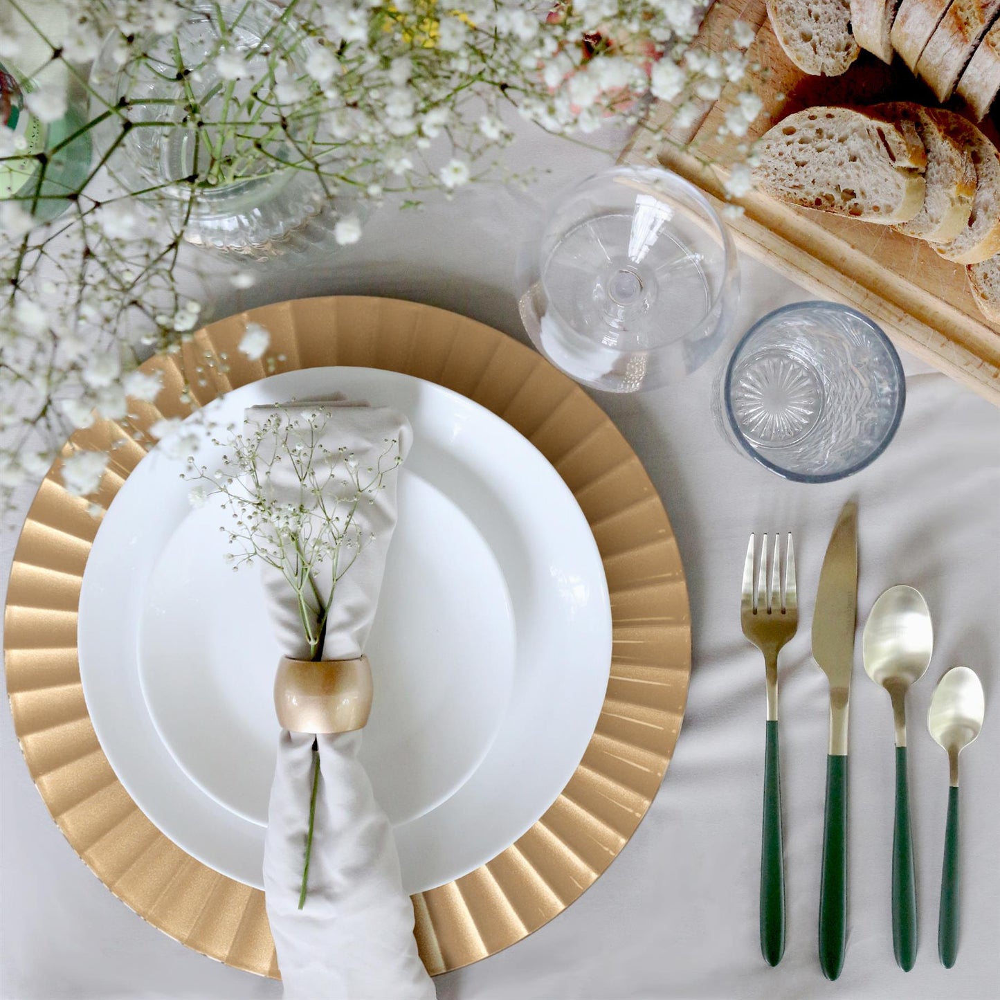 12pc Round Fluted Charger Plates Set - 33cm