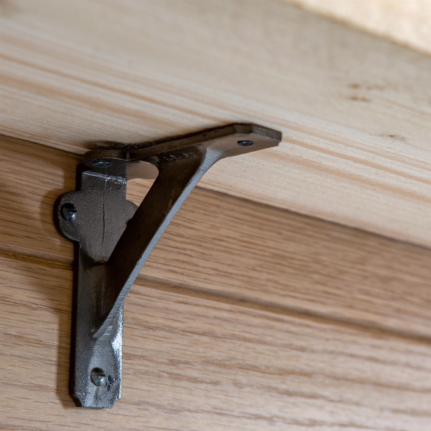 100mm Iron Shelf Bracket
