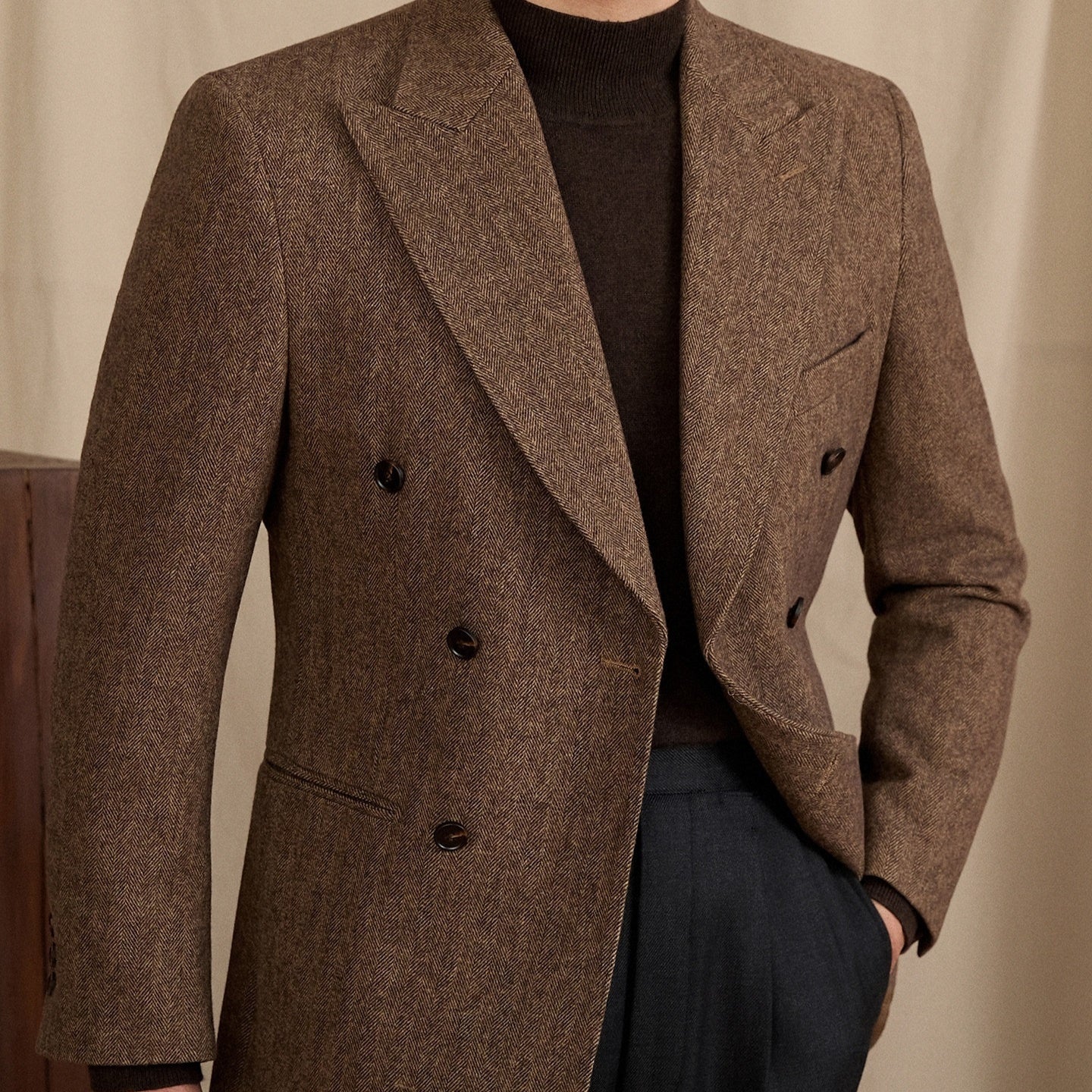 Men’s Tailored Wool-blend Herringbone Double-breasted Suit Jacket