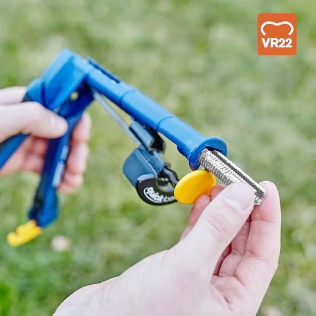 Rapid FP222 Fence Pliers for VR22 Fence Hogrings with High Capacity Magazine, Ergonomic Soft Handle, and Easy Storage Features, Includes 200 VR22 Hogrings (40303112)