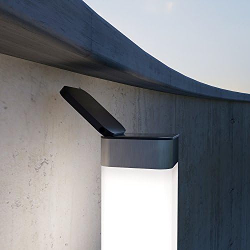 SolarCentre® Kodiak Outdoor Solar Powered Garden Post Lights (Set of 2)