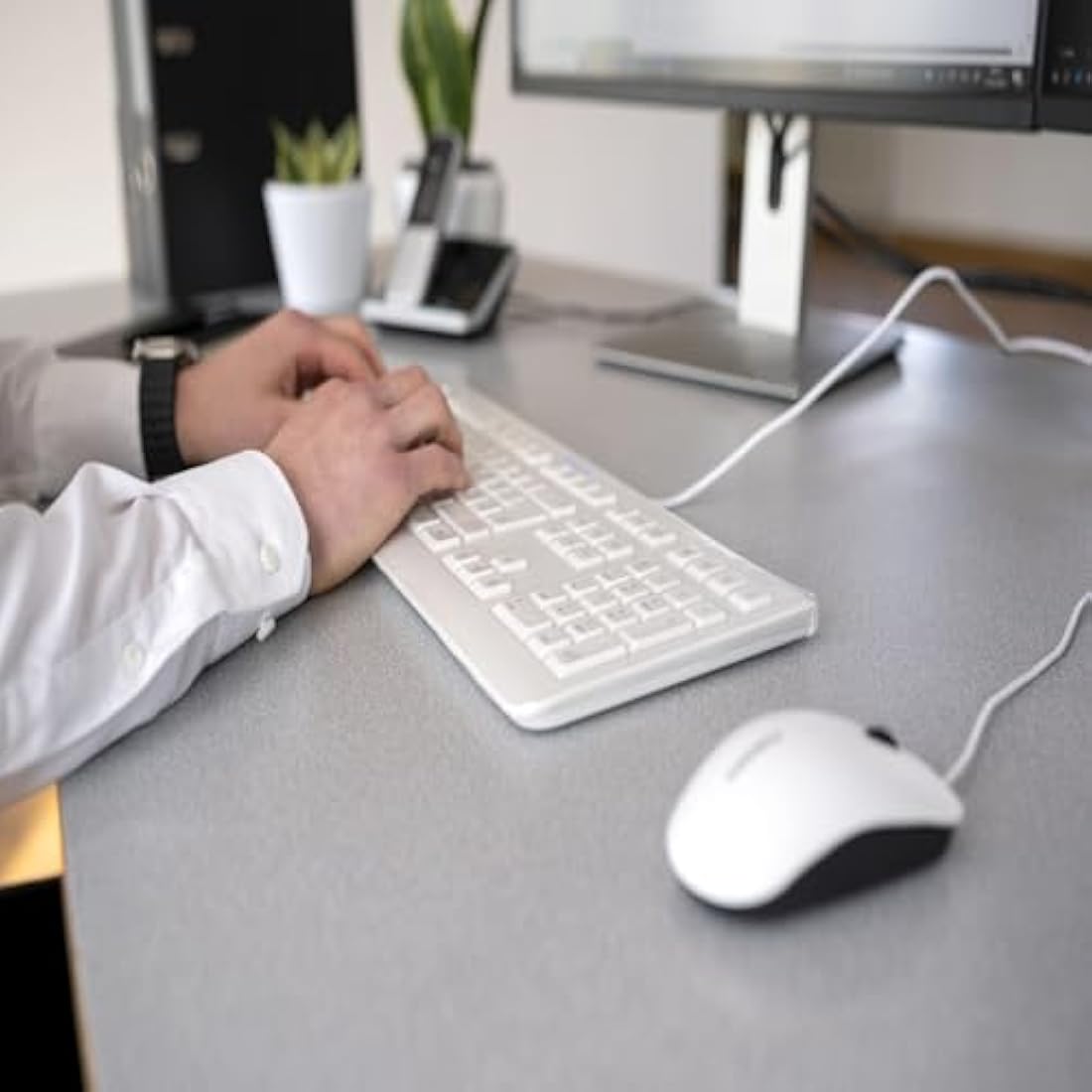 CHERRY KC 1000, Wired Keyboard, EU Layout (QWERTY), Plug & Play via USB Port, Flat Design, Whisper-Quiet Keystrokes, White-Grey