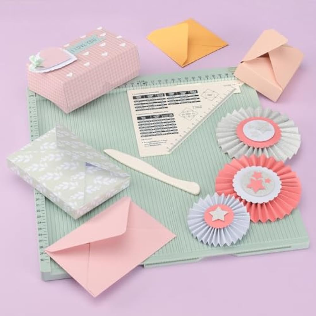 Vaessen Creative 2137-050 Easy Scoring Board cm in Mint Green with Bone Folder and Guide for Card Making and Paper Crafts, 30,5 x 30,5 cm