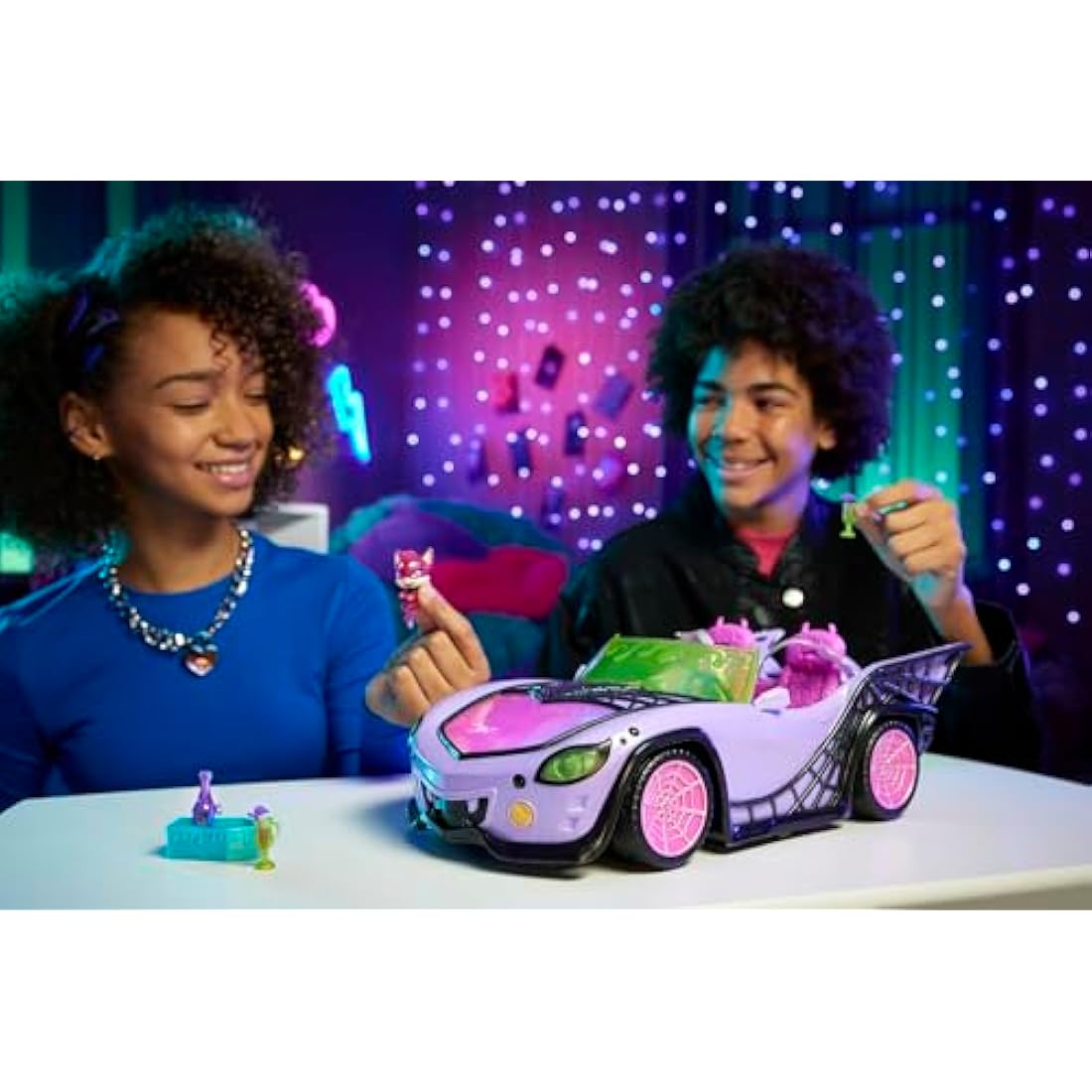 Monster High Toy Car, Ghoul Mobile with Pet and Cooler Accessories, Purple Convertible with Spiderweb Details