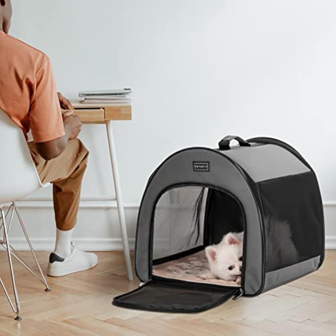 PETSFIT Soft Dog Crate Large, Travel Dog Crate - 30 Inch Lightweight, Roomy, Easy to Set Up, Portable Pop Up Dog Carrier with Thick Mat, Sturdy Portable Cat Kennel, Grey