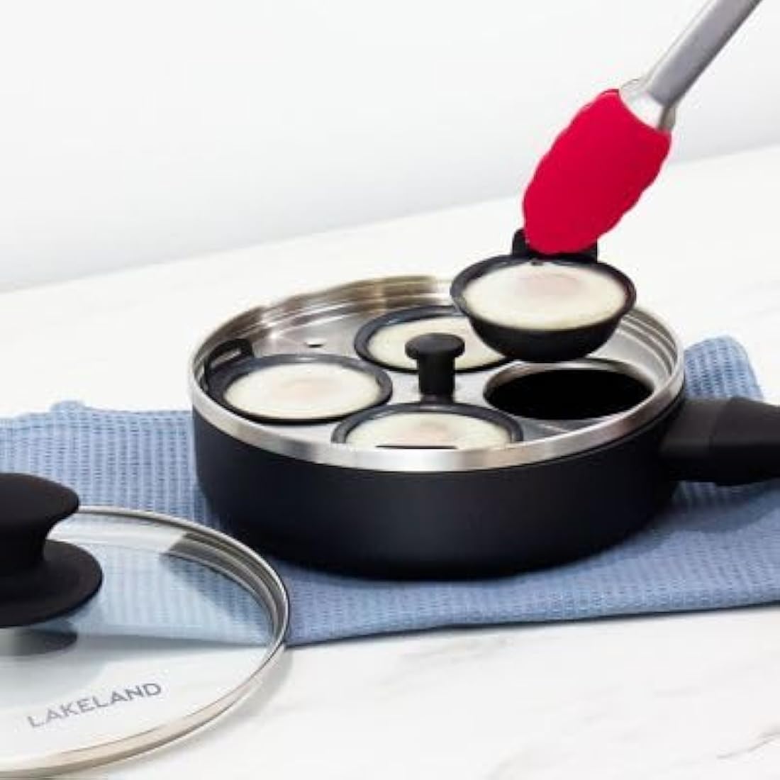 lakeland Induction-Safe 20cm Egg Poaching Frying Pan – Removable Non-Stick Cups for Omelettes