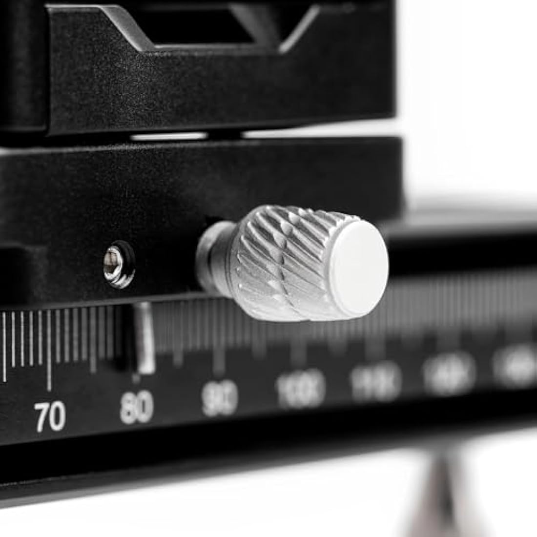 NiSi NM-180 Focus Macro Sliding Rail 160 mm Operational