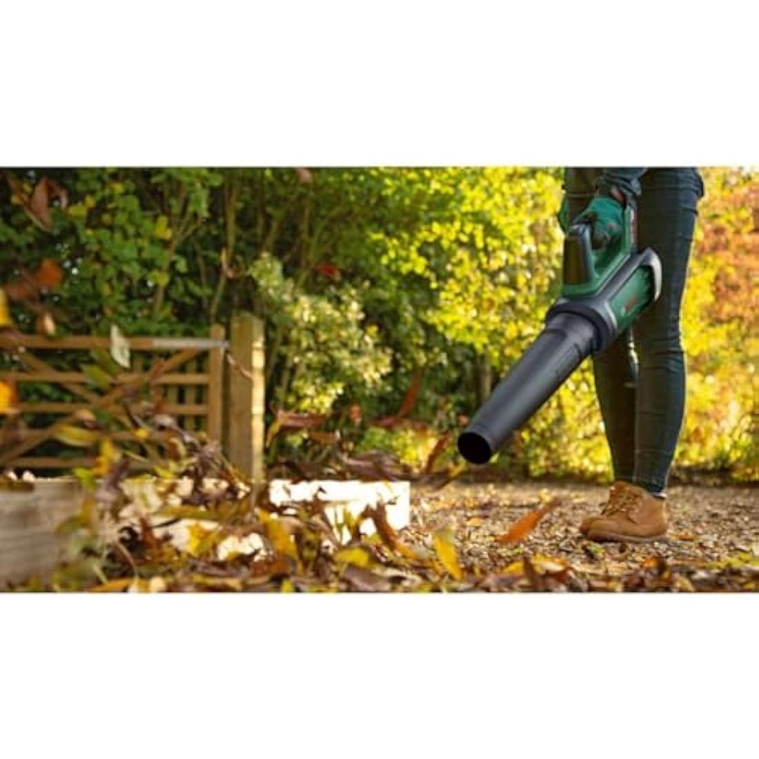Bosch Cordless Leaf Blower AdvancedLeafBlower 36V-750 (Without Battery, 36 Volt System, for Clearing Stubborn Leaves and Large Areas, Lightweight: 2.8 kg, in Carton Packaging)