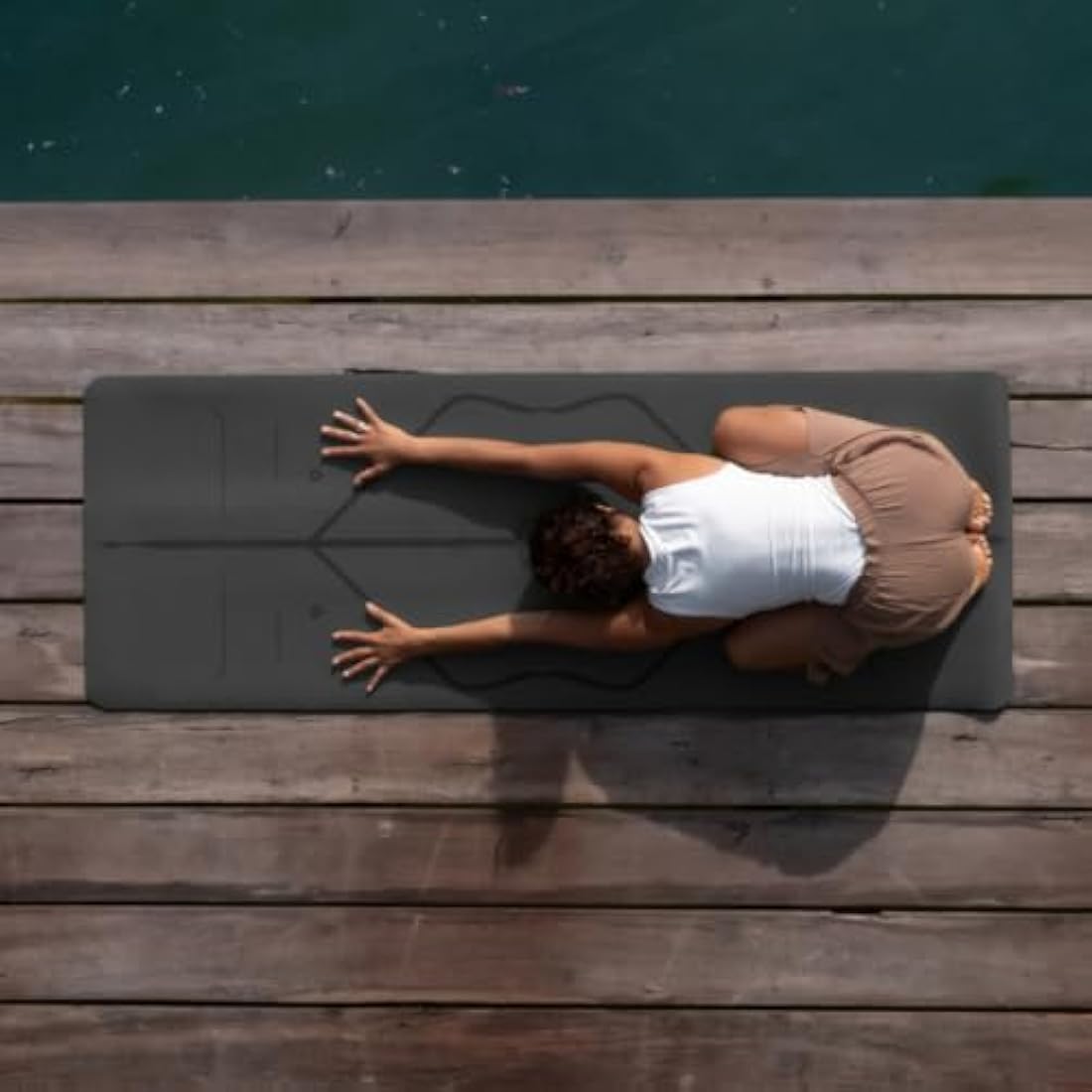 Liforme Original Yoga Mat – Free Yoga Bag Included - Patented Alignment System, Warrior-like Grip, Non-slip, Eco-friendly and Biodegradable, sweat-resistant, long, wide, 4.2mm thick mat for comfort