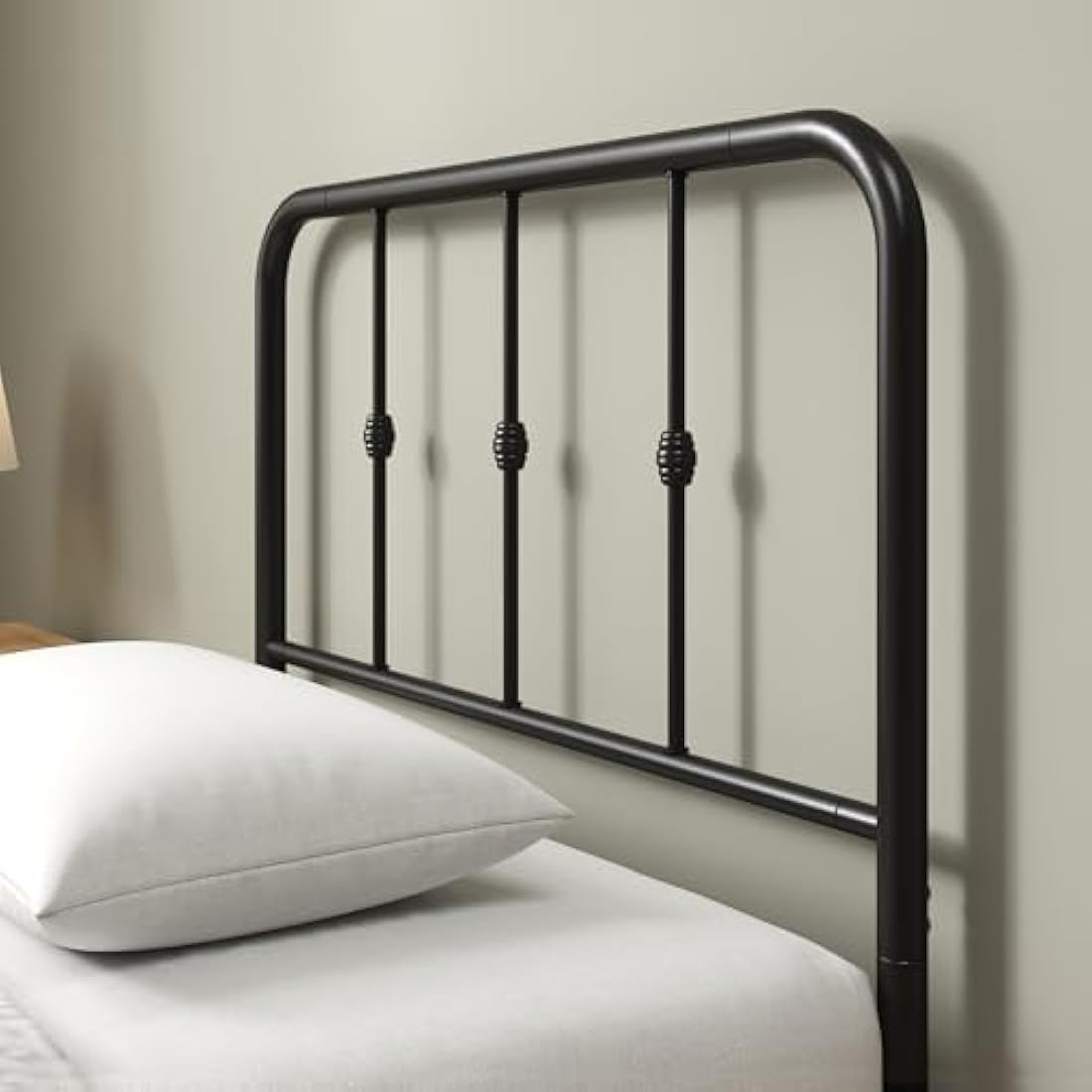 ZINUS Florence Single Bed Frame – Bed 90x190 cm – 35 cm Height –Metal Bed Frame with Headboard and Footboard – Platform bed with steel slat support – Clearance under the bed - Easy Assembly – Black