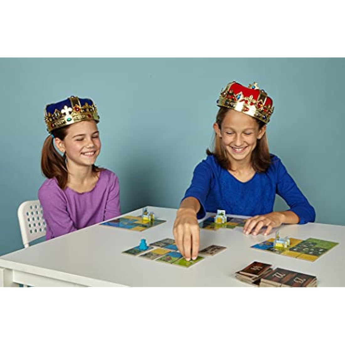 Blue Orange | Kingdomino Game | Board Game | Ages 8+ | 2-4 Players | 15 Minutes Playing Time