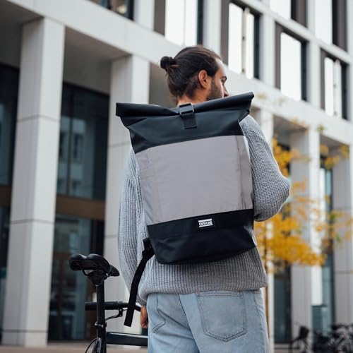 OAK25 Roll Top Backpack Women & Men - Commute L - Reflective Cycling Rucksack - Safety and Visibility - Outdoor Bike Bag with Laptop Compartment 24l