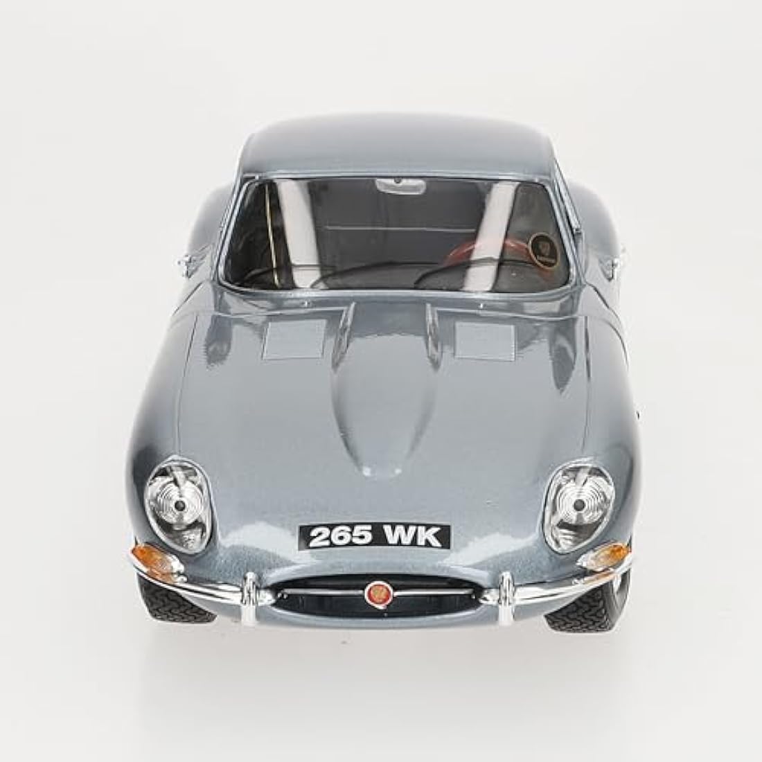 Bburago 1:18 Gold Jaguar "E" Coupe (1961)