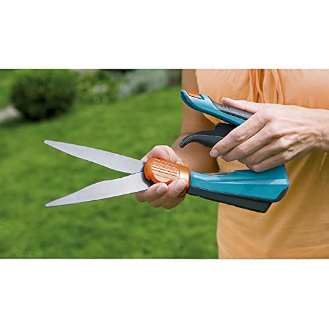 Gardena Comfort Grass Scissors, rotatable: Ideal Garden Scissors for The Exact Raskantcut, Suitable for Right and Left-handers, with Ergonomic Grip Shape for Lighter Cutting (8735-20)