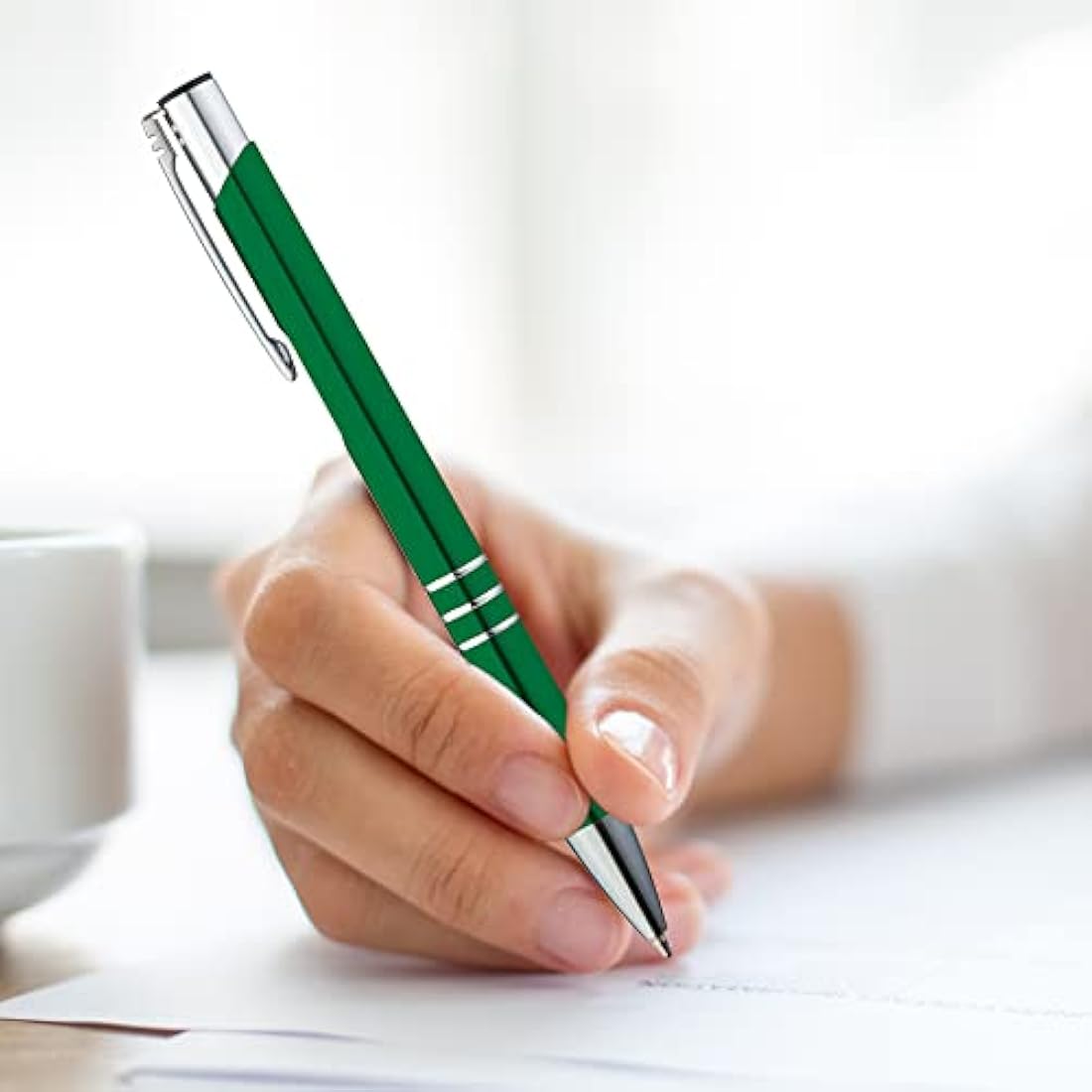 GIMEI Metal Ballpoint Pen, Pack of 50, Premium Ballpoint Pen Set, High Quality, Ballpoint Pen for Easy and Soft Writing, Blue Writing Ballpoint Pen Green as a Visual Eye-Catcher